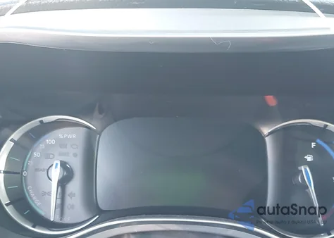 2020 Chrysler Pacifica Hybrid Limited z USA, uszkodzony, nr VIN 2C4RC1N75LR257739